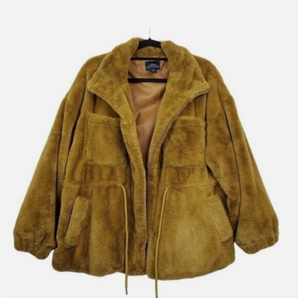 Urban Outfitters Women's Tan Faux Fur Jacket